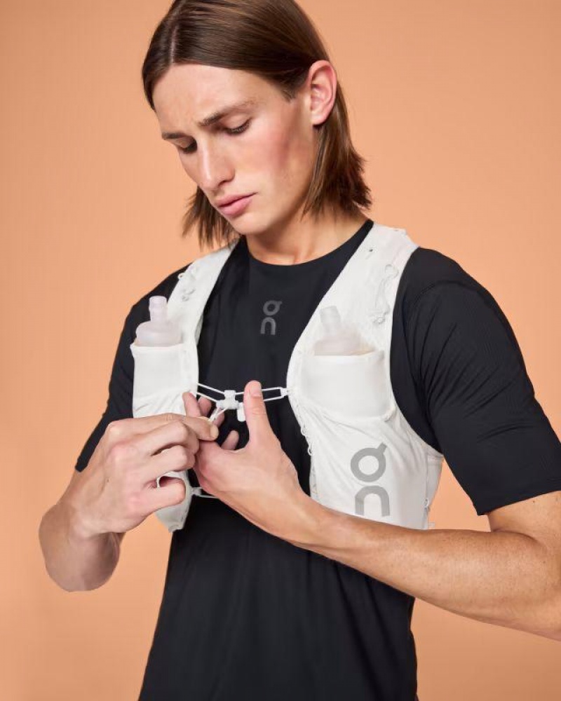 On Running Ultra Vest 10L レディース ハイドレーションバッグ 白 | On-JP9046